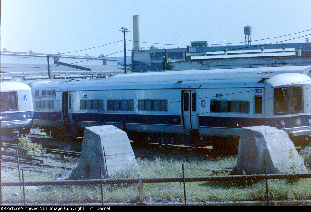 LI 4003 retired gas turbine car